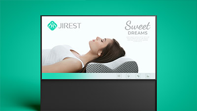 猫耳少女穿着汉服操作全息菜单，背景是太空拉面店，汤锅里有发光面条，赛璐璐画风，